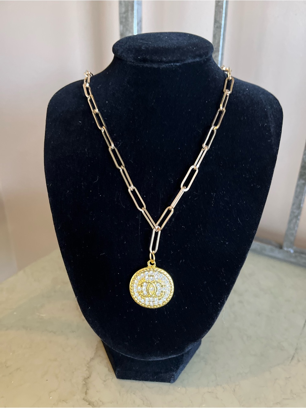 Chanel Gold-Tone Coin Pendant Paperclip Chain Necklace - Gold